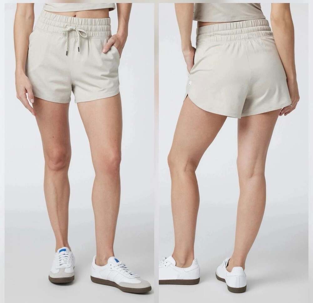 Vuori halo Performance Jogger Shorts Sz Large ecru beige NEW - Picture 1 of 7